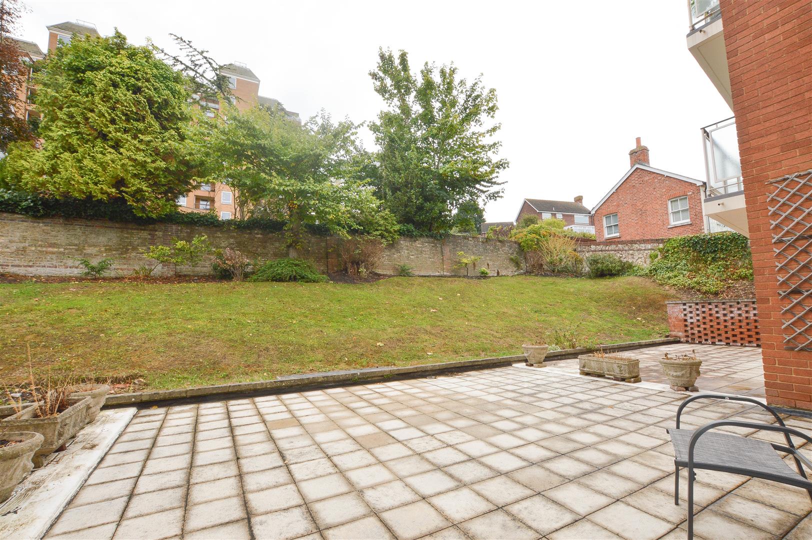 Property Details for Silverdale Road Eastbourne East Sussex BN20 7AQ